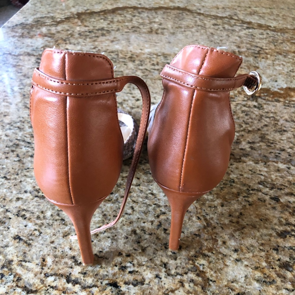 Jessica Simpson Work Heels - Picture 2 of 3